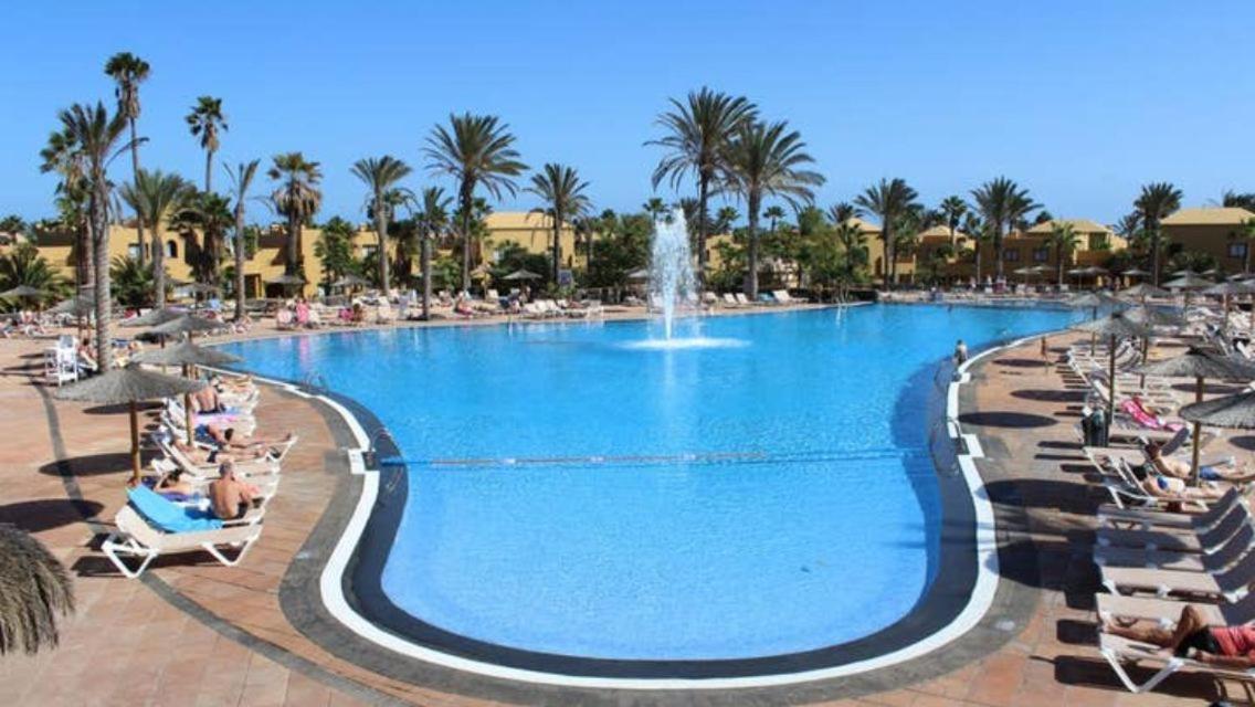 La Ola House Precioso Apartamento Con Piscina Corralejo Luaran gambar