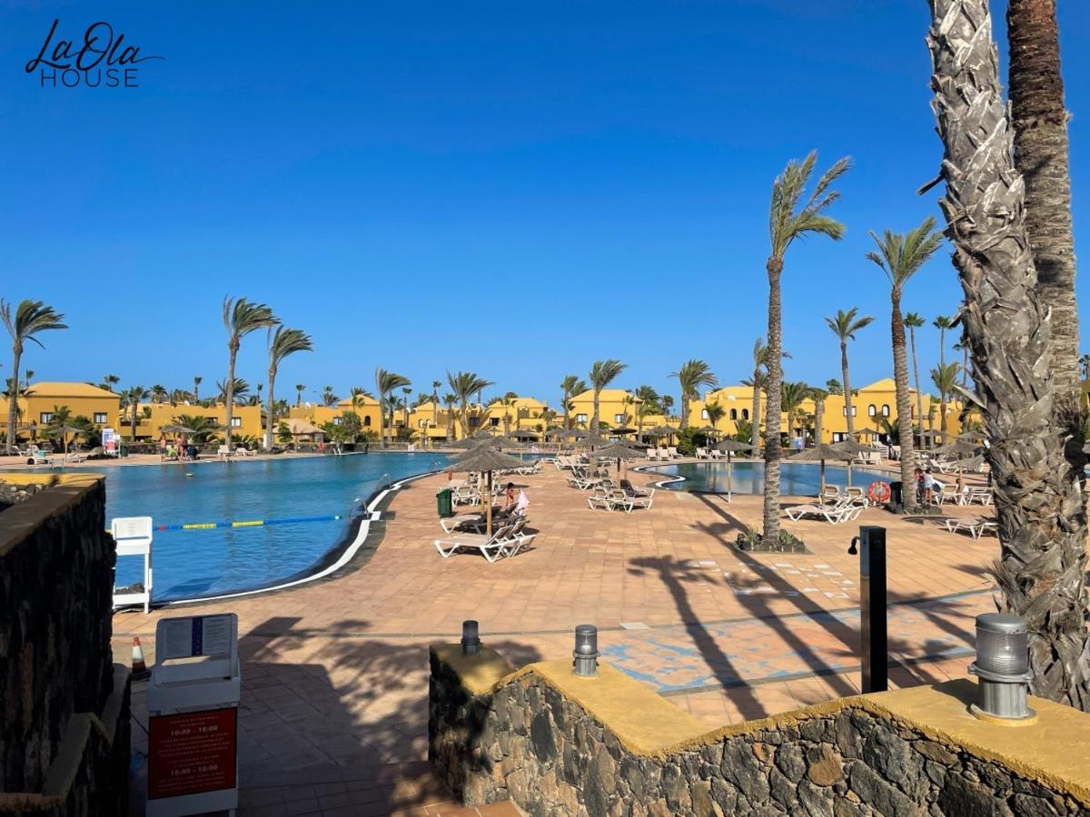 La Ola House Precioso Apartamento Con Piscina Corralejo Luaran gambar