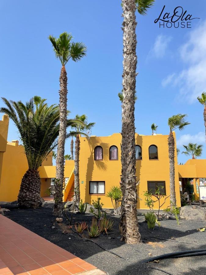 La Ola House Precioso Apartamento Con Piscina Corralejo Luaran gambar