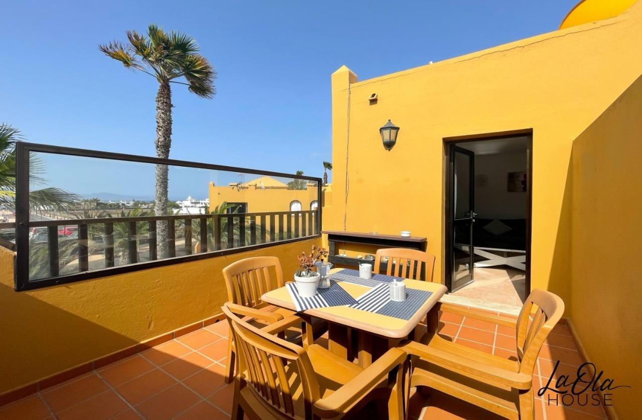 La Ola House Precioso Apartamento Con Piscina Corralejo Luaran gambar
