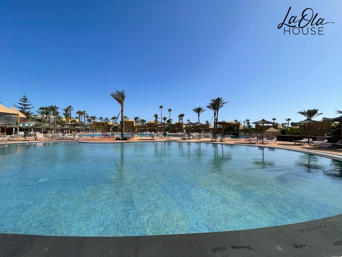 La Ola House Precioso Apartamento Con Piscina Corralejo Luaran gambar